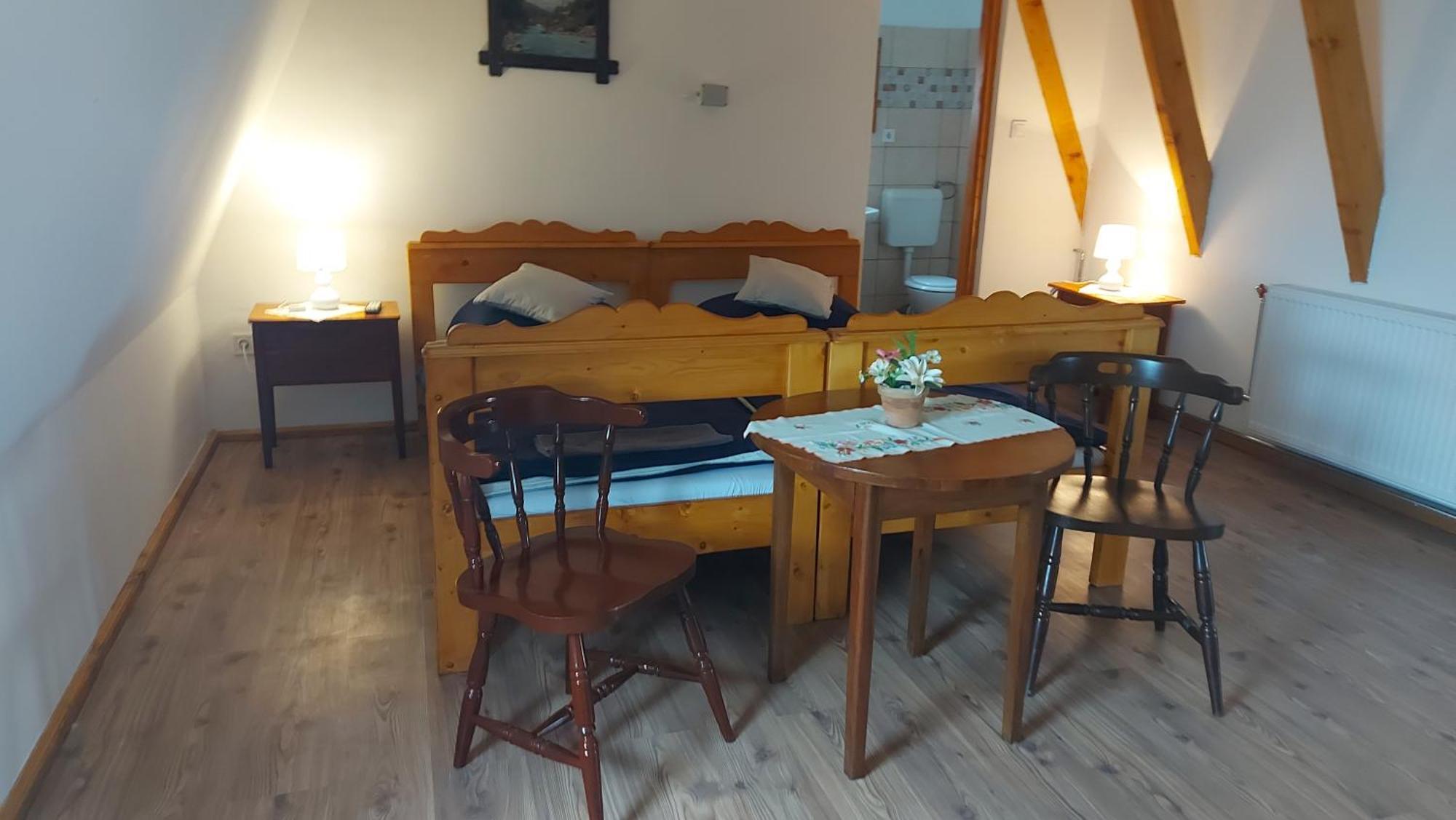 Anna Apartman Apartment Maroslele Exterior photo